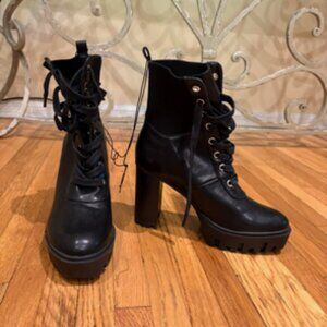 NWT Forever 21 Black Heeled Platform Combat Booties Size 8